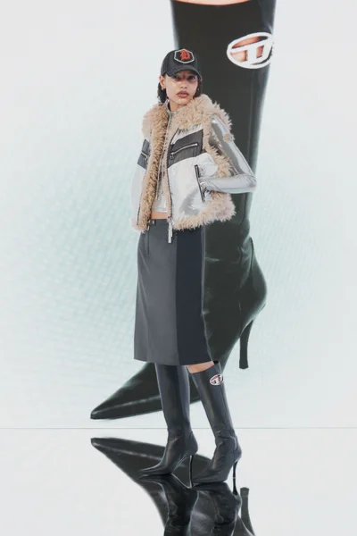Look 14